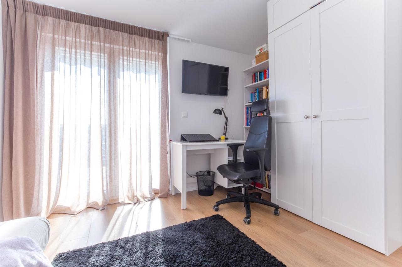 פורץ Apartmani Lucija מראה חיצוני תמונה